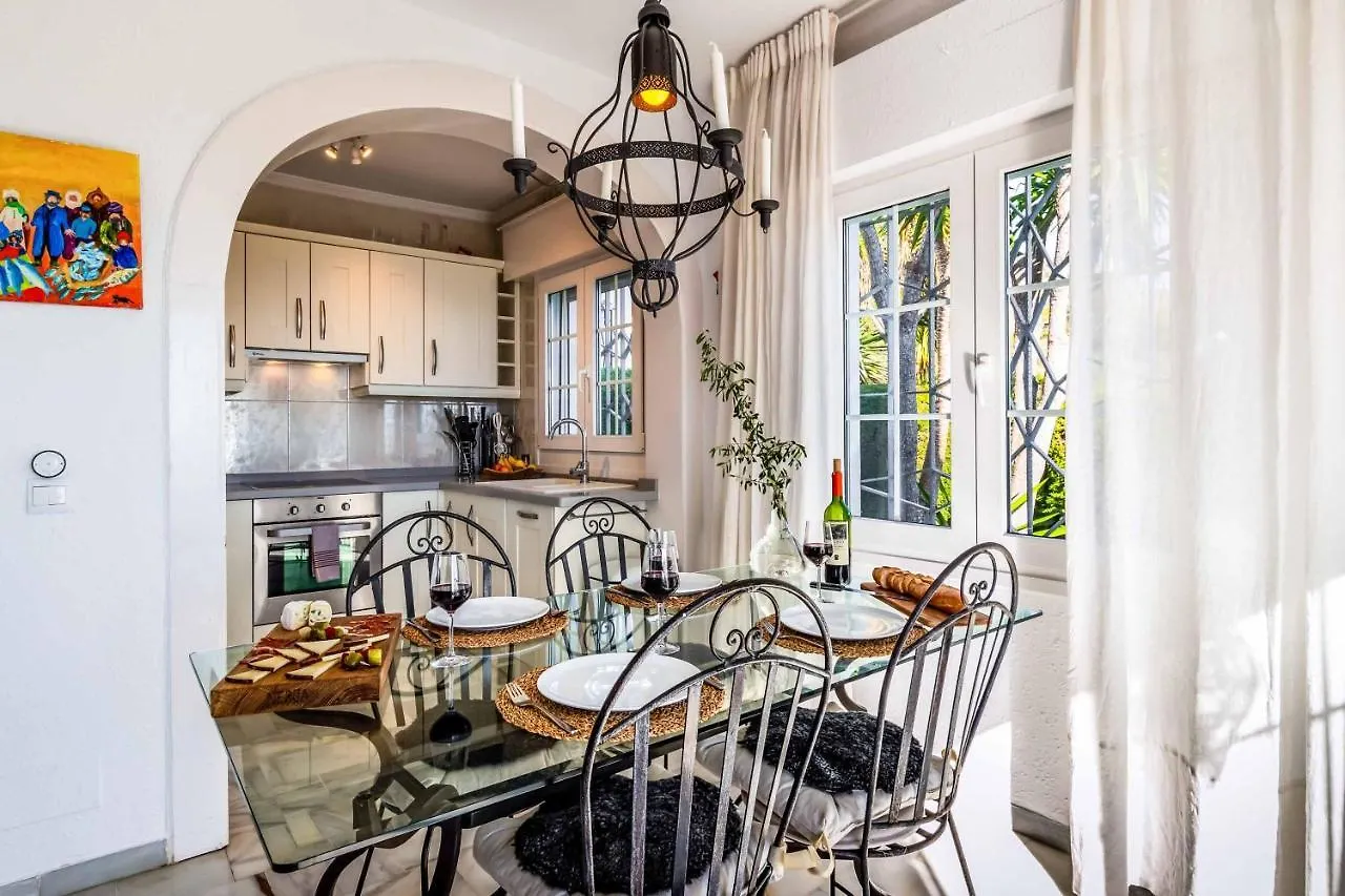 Вилла Casa Los Olivos Нерха
