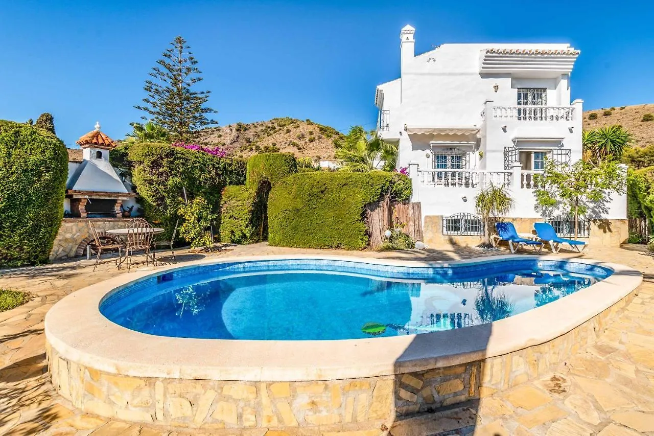 Casa Los Olivos Нерха